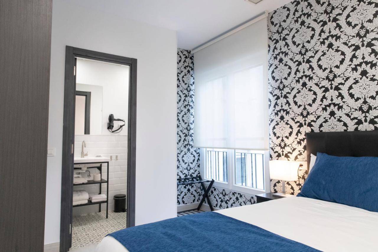 Hostal Boutique I Host You Madrid Exterior photo